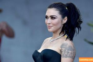 Daniella Pineda photo #0007
