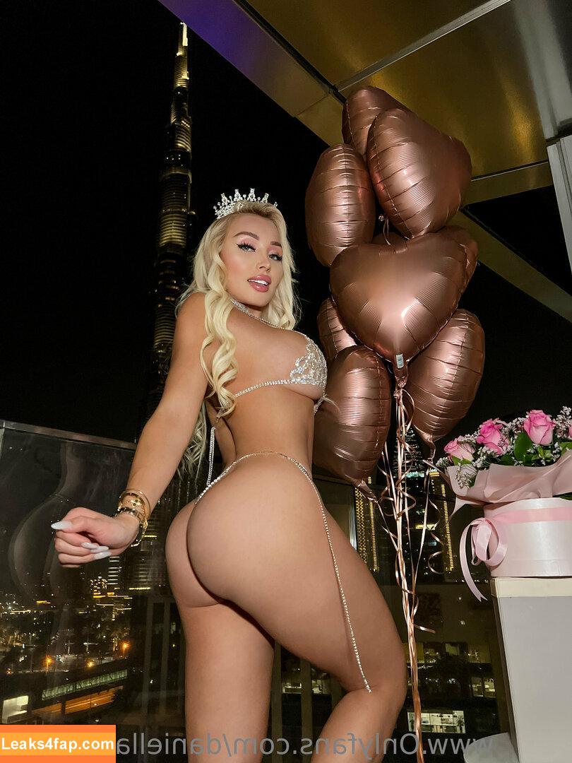 daniellachavezc /  leaked photo photo #0004