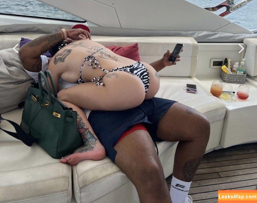 Danielle Bregol /  leaked photo photo #0014