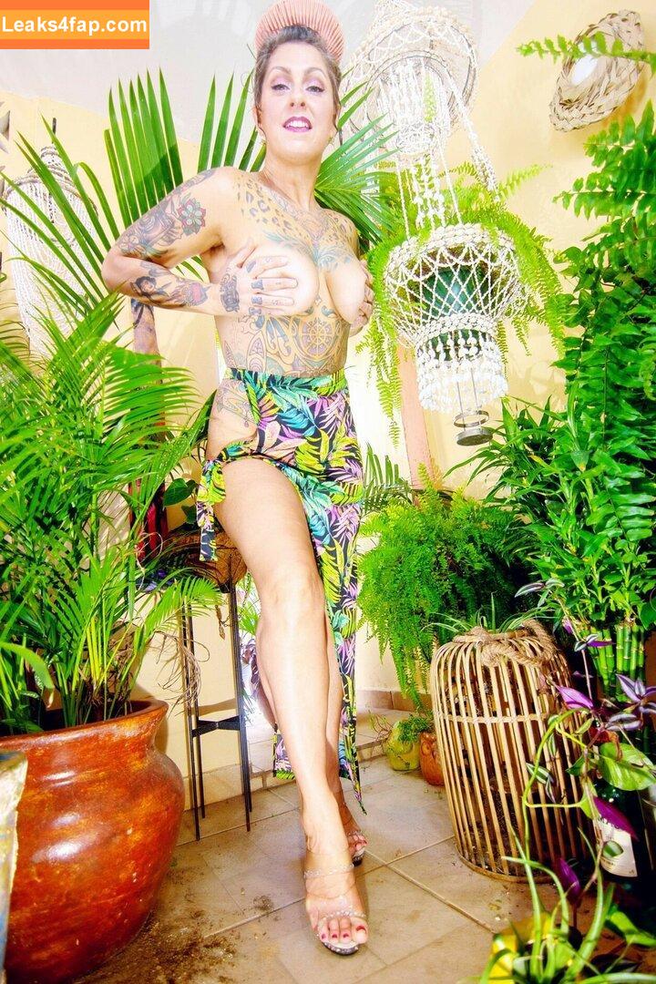 Danielle Colby / daniellecolby / daniellecolbyamericanpicker / https: leaked photo photo #0175