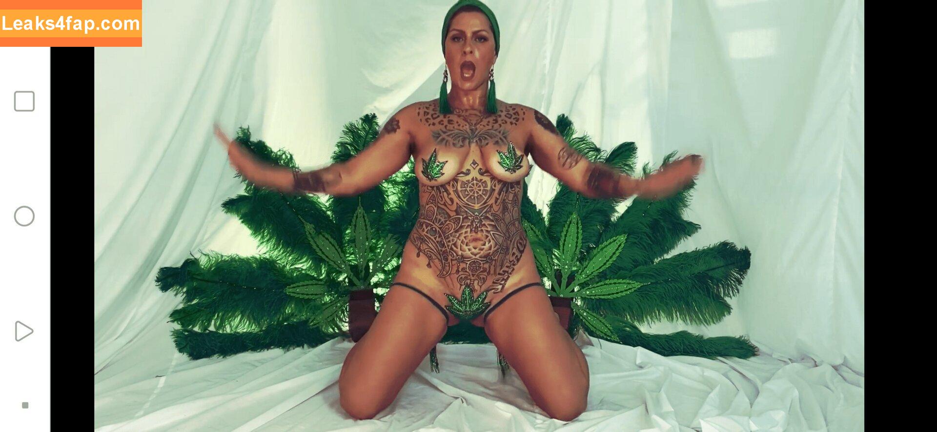 Danielle Colby / daniellecolby / daniellecolbyamericanpicker / https: leaked photo photo #0177