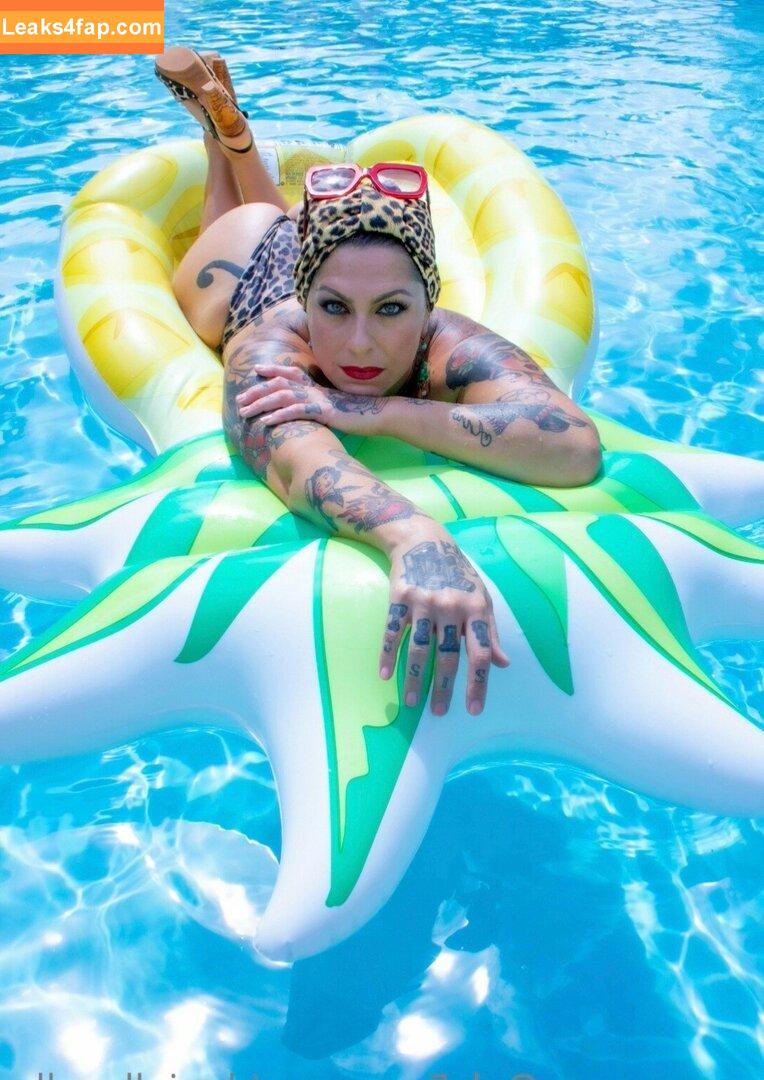 Danielle Colby / daniellecolby / daniellecolbyamericanpicker / https: leaked photo photo #0232