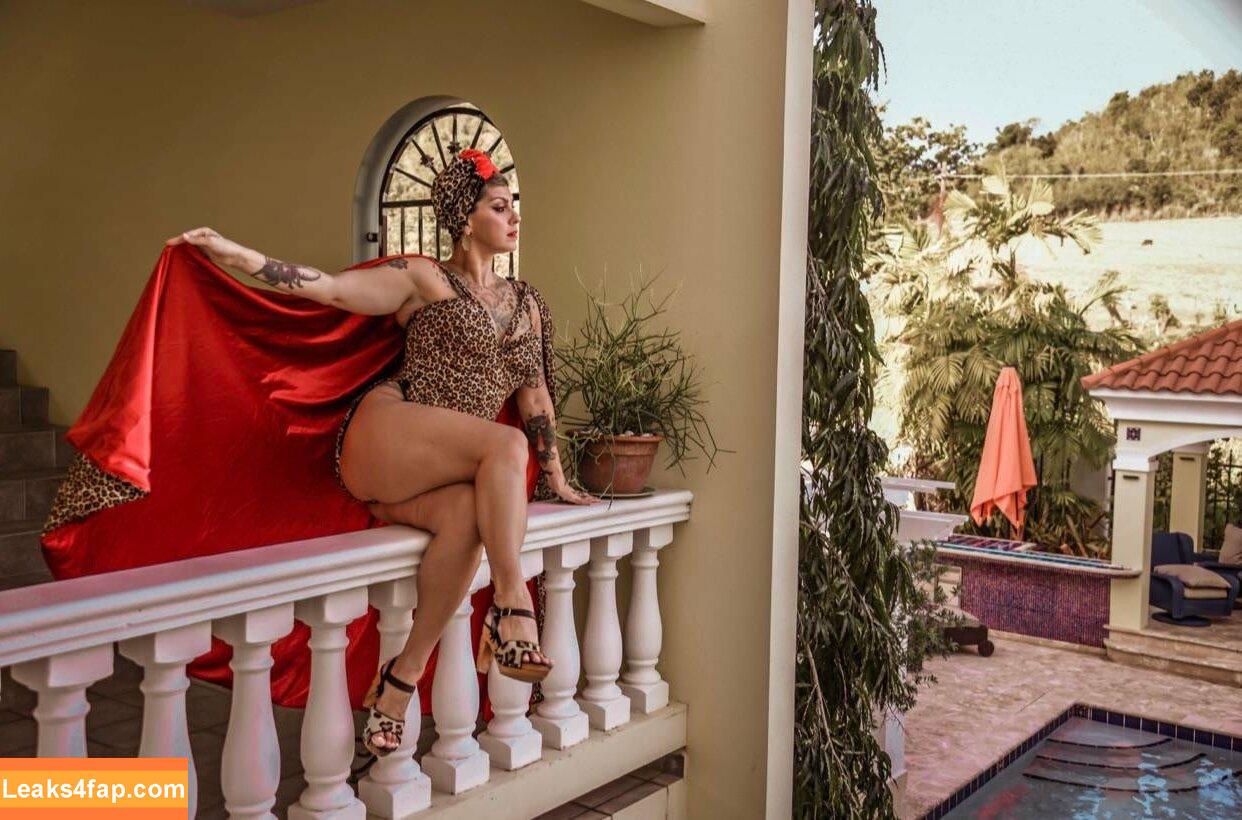 Danielle Colby / daniellecolby / daniellecolbyamericanpicker / https: слитое фото фото #0256
