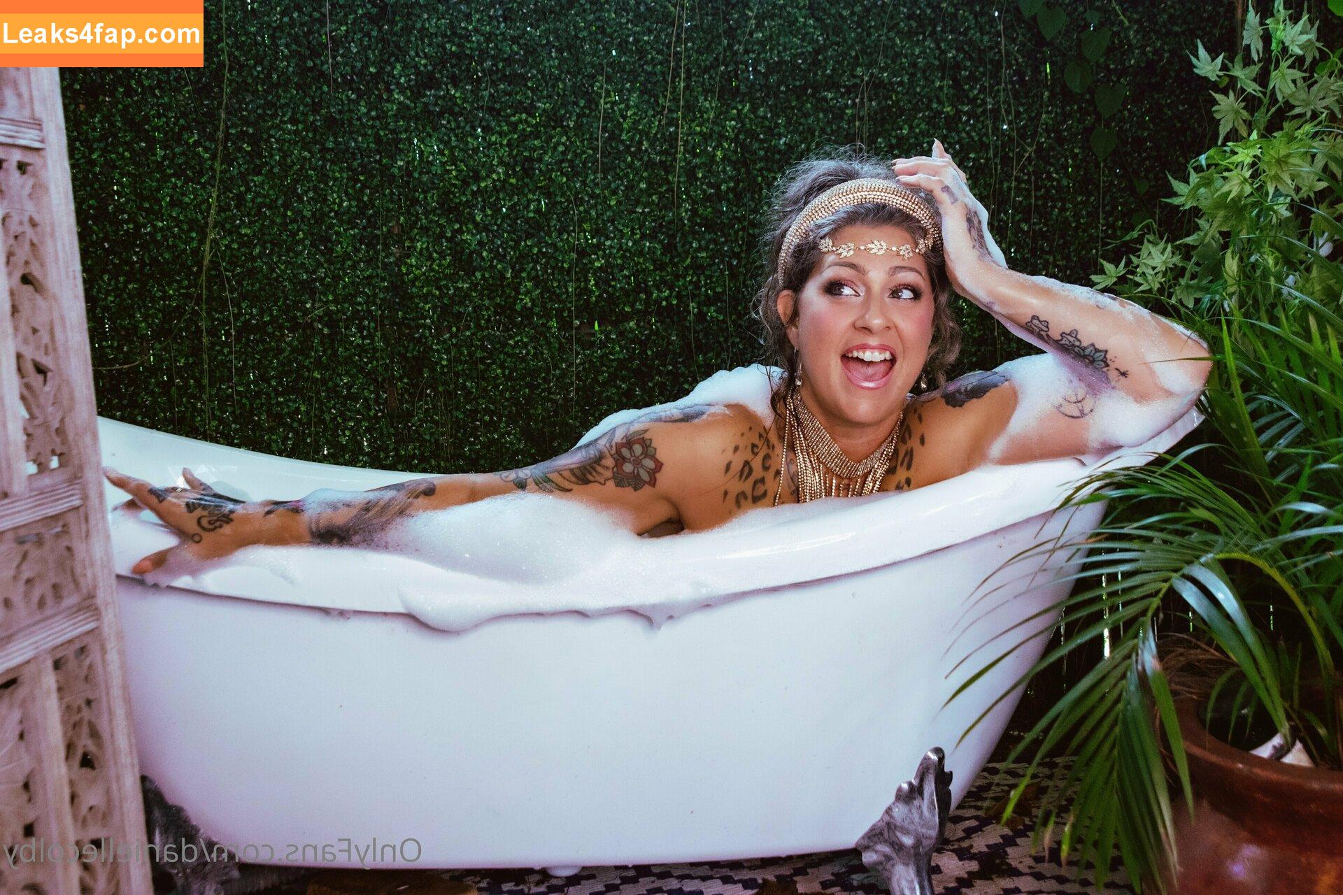Danielle Colby / daniellecolby / daniellecolbyamericanpicker / https: слитое фото фото #0320