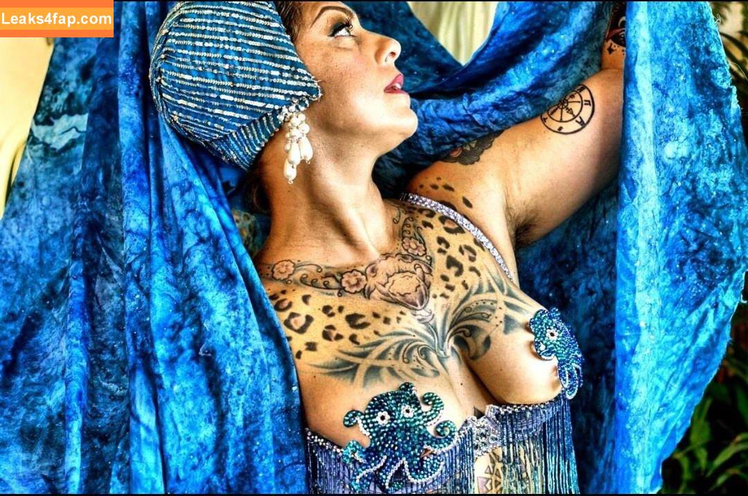 Danielle Colby / daniellecolby / daniellecolbyamericanpicker / https: leaked photo photo #0335