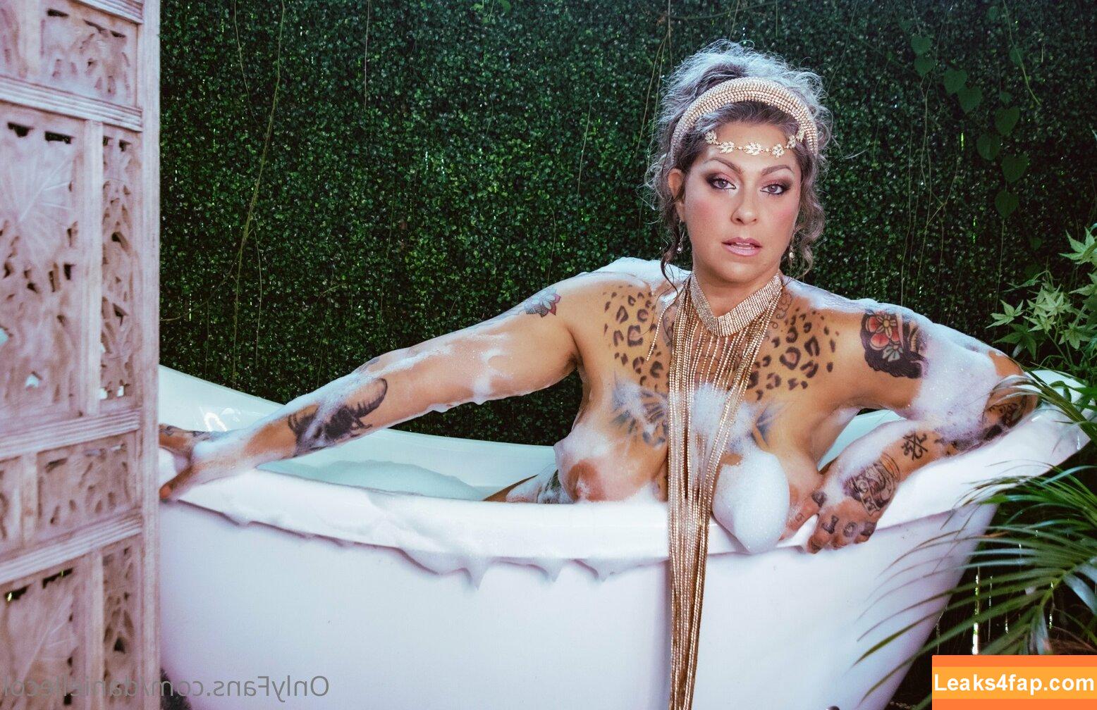 Danielle Colby / daniellecolby / daniellecolbyamericanpicker / https: leaked photo photo #0397
