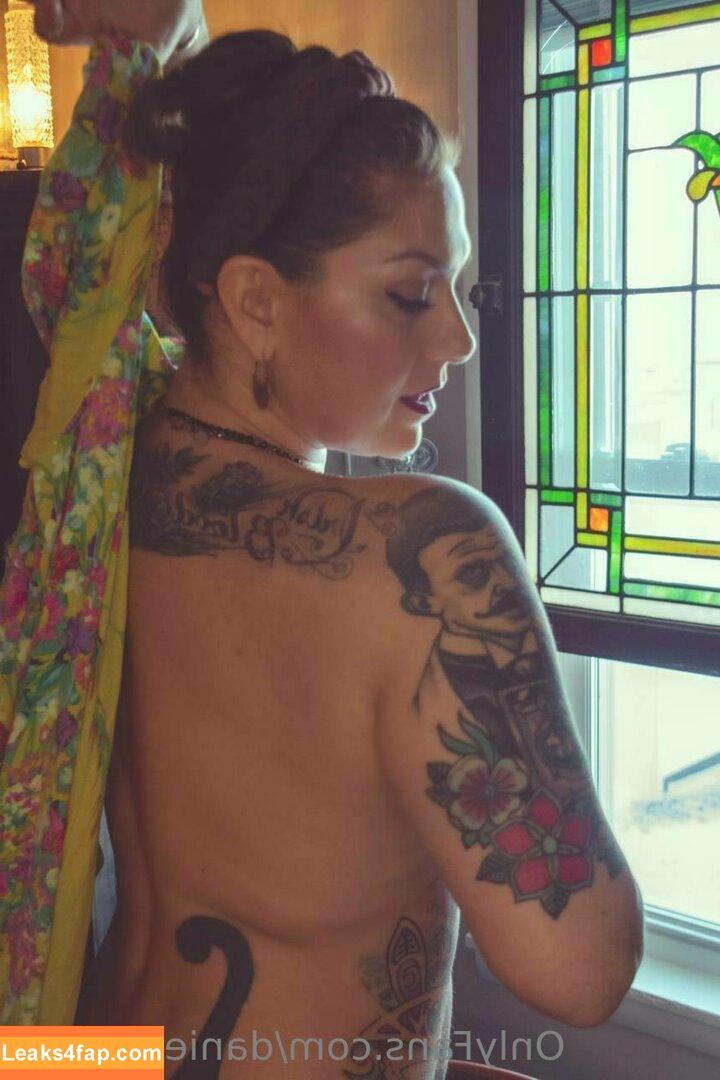 Danielle Colby / daniellecolby / daniellecolbyamericanpicker / https: leaked photo photo #0398