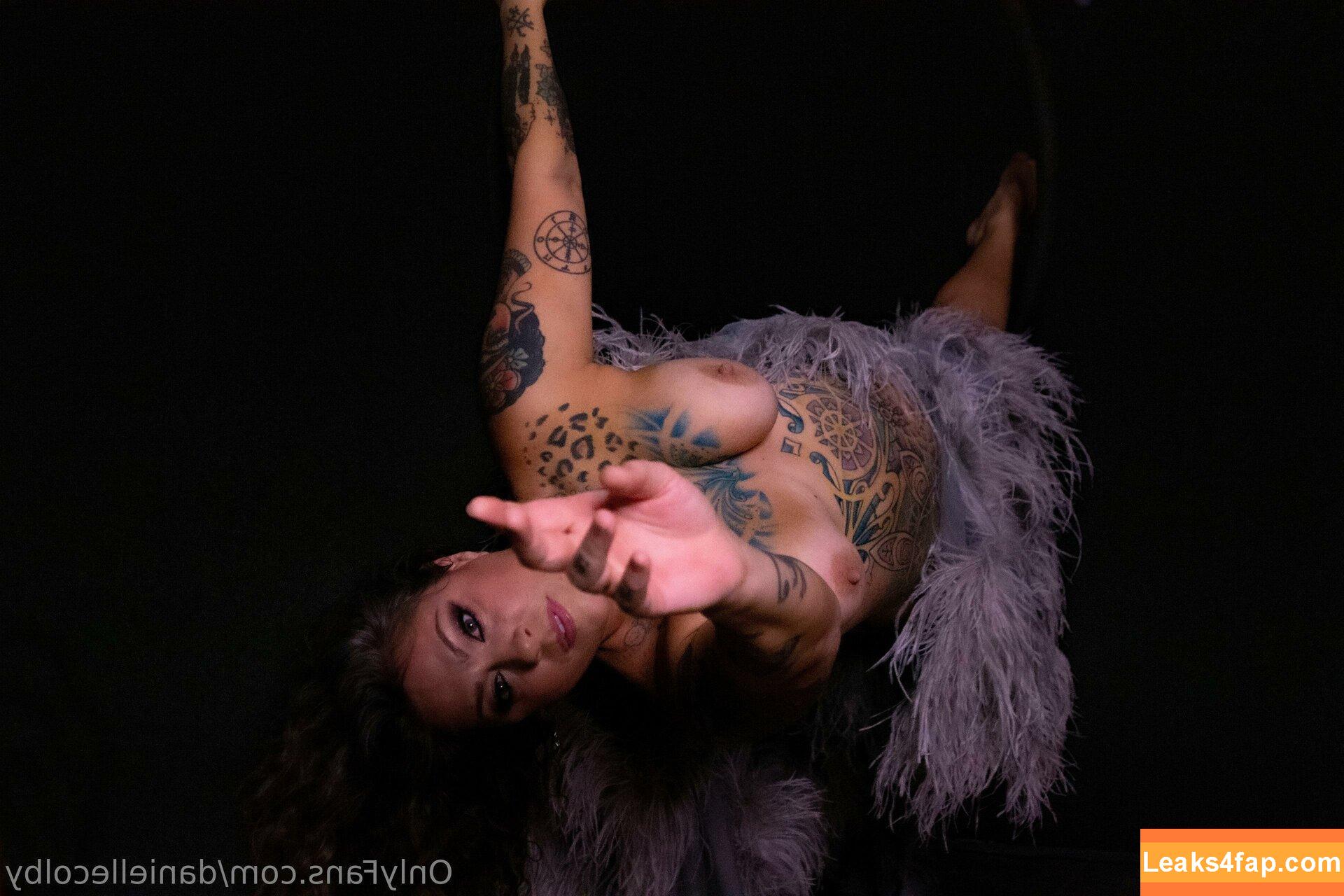 Danielle Colby / daniellecolby / daniellecolbyamericanpicker / https: leaked photo photo #0456