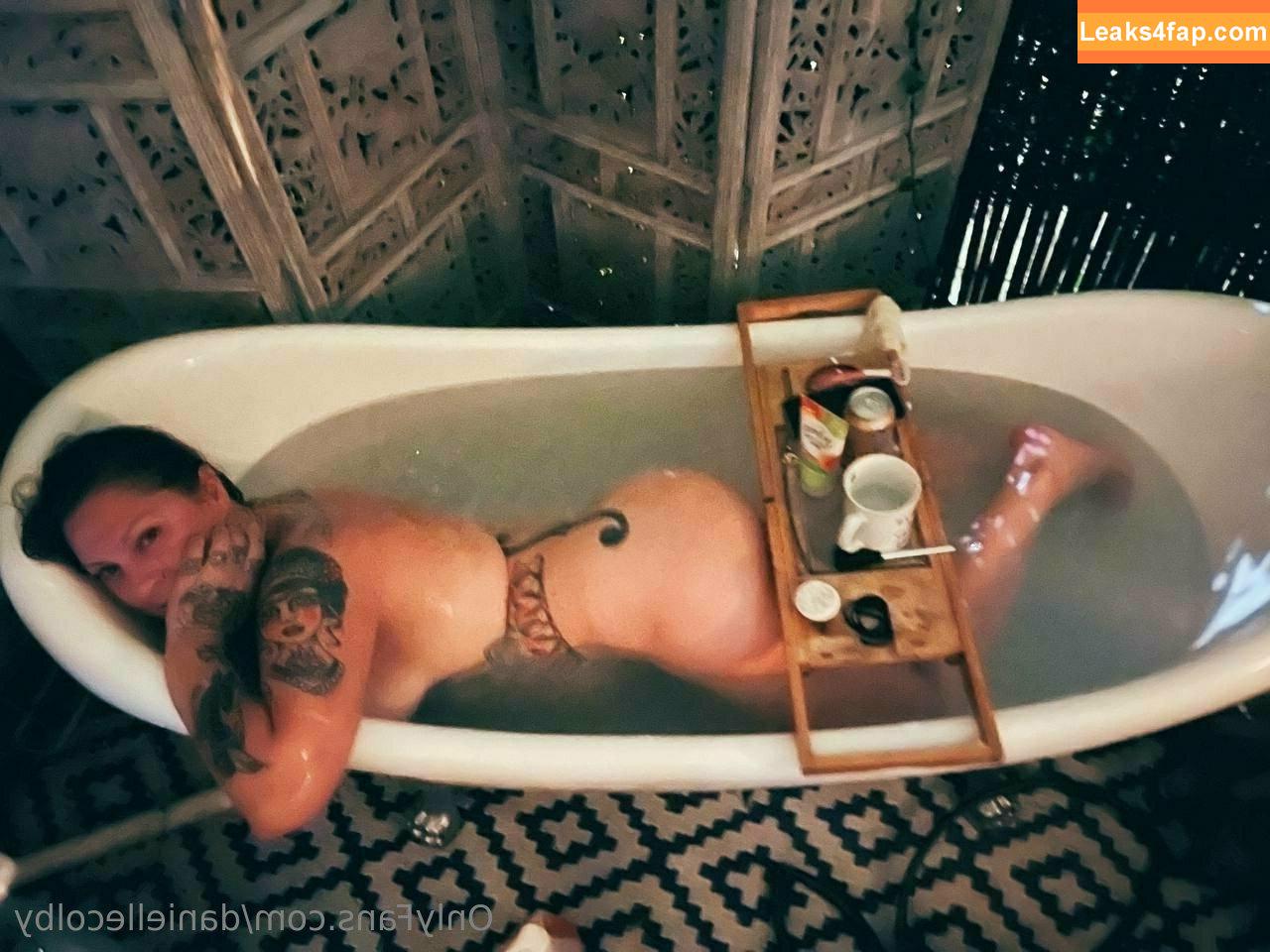 Danielle Colby / daniellecolby / daniellecolbyamericanpicker / https: leaked photo photo #0490