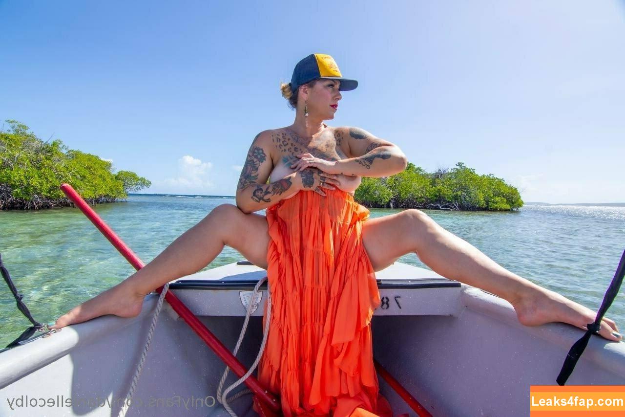 Danielle Colby / daniellecolby / daniellecolbyamericanpicker / https: leaked photo photo #0528