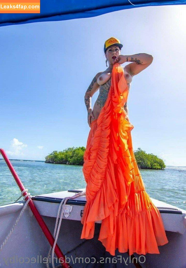 Danielle Colby / daniellecolby / daniellecolbyamericanpicker / https: слитое фото фото #0542