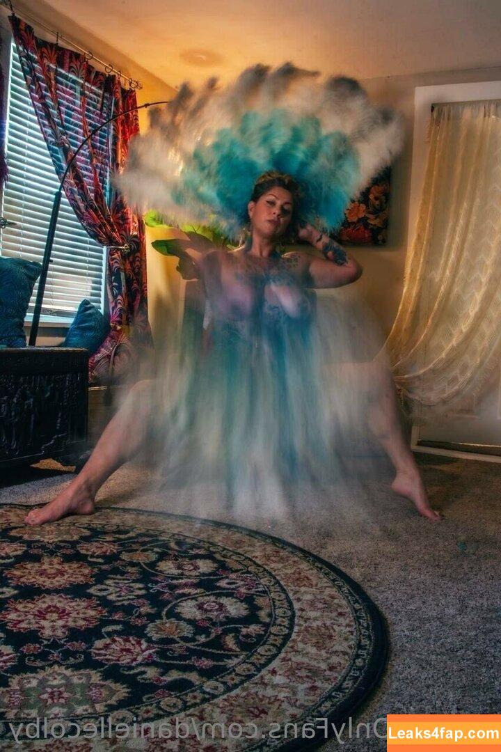 Danielle Colby / daniellecolby / daniellecolbyamericanpicker / https: leaked photo photo #0604