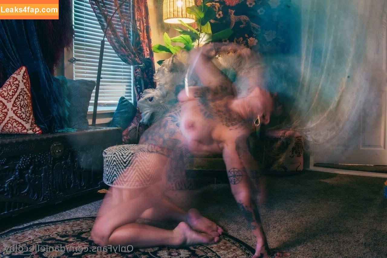Danielle Colby / daniellecolby / daniellecolbyamericanpicker / https: leaked photo photo #0605