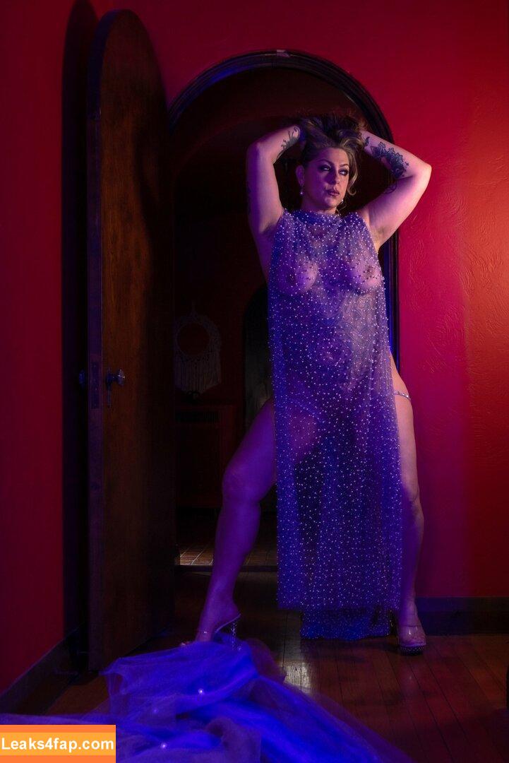 Danielle Colby / daniellecolby / daniellecolbyamericanpicker / https: leaked photo photo #0946