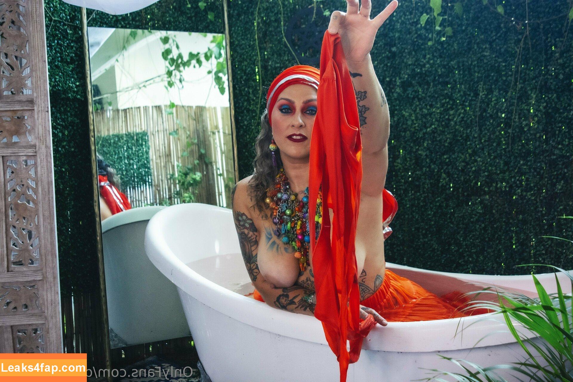Danielle Colby / daniellecolby / daniellecolbyamericanpicker / https: слитое фото фото #0972