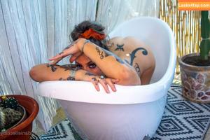 Danielle Colby photo #0019
