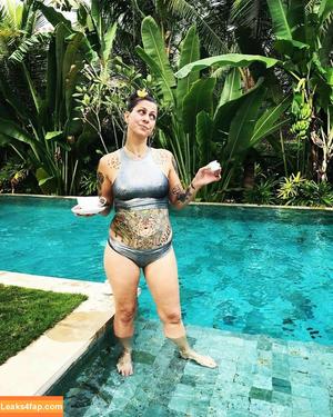Danielle Colby photo #0129
