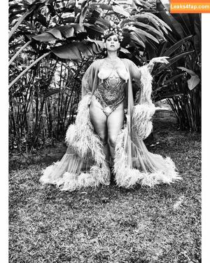 Danielle Colby photo #0135