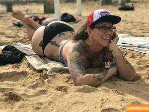 Danielle Colby photo #0144
