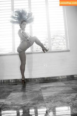 Danielle Colby photo #0182