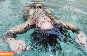 Danielle Colby photo #0212