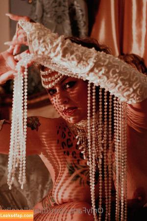 Danielle Colby photo #0291