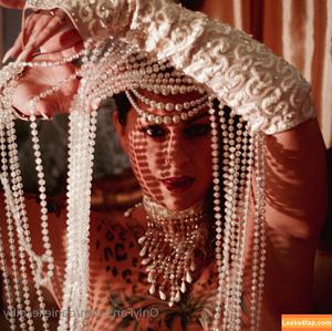 Danielle Colby photo #0299