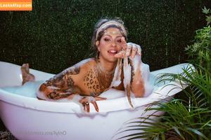 Danielle Colby photo #0314