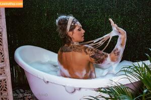 Danielle Colby photo #0324