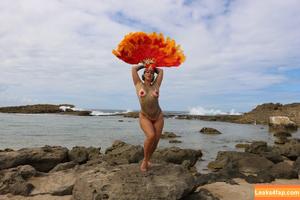 Danielle Colby photo #1254