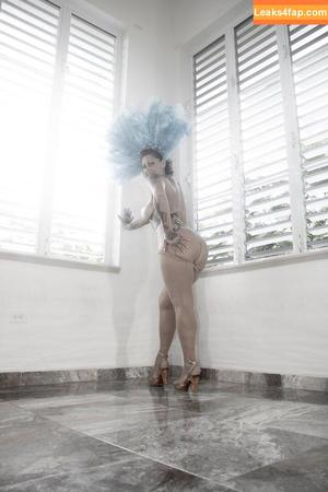 Danielle Colby photo #1259