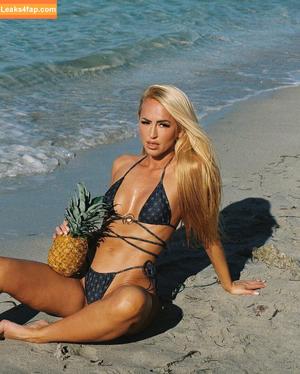 Danielle Moinet photo #0509