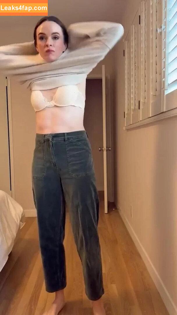 Danielle Panabaker / dpanabaker leaked photo photo #0110