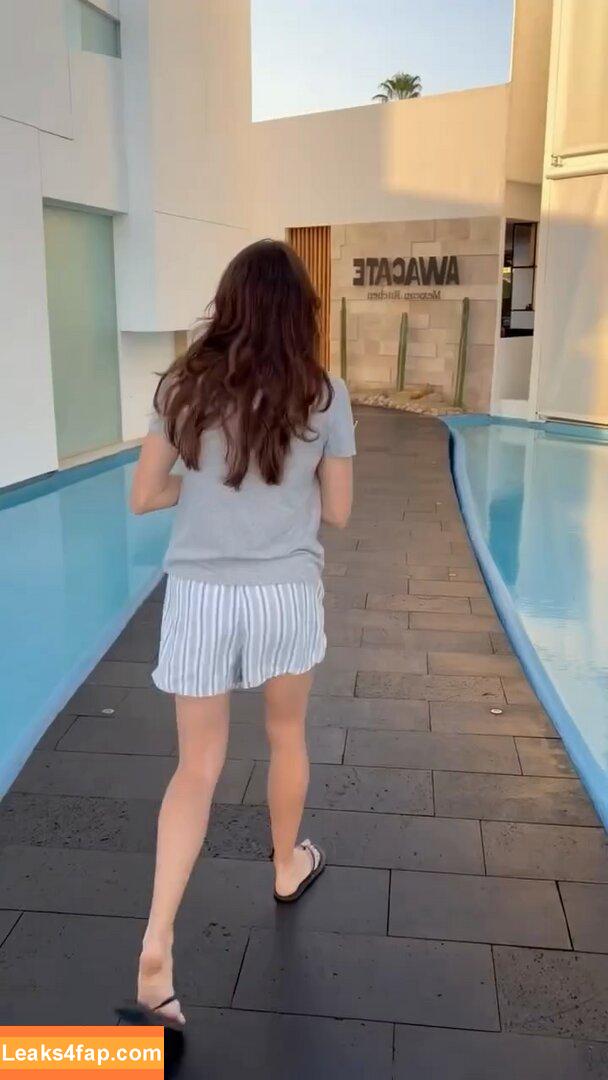 Danielle Panabaker / dpanabaker leaked photo photo #0174