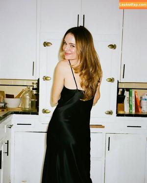 Danielle Panabaker photo #0071