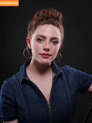 Danielle Rose Russell photo #0009