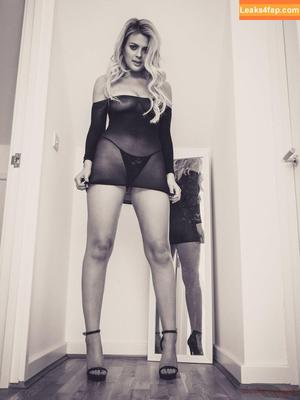 Danielle Sellers photo #0581
