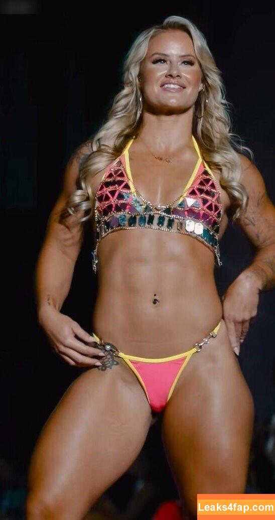 Danielle Speegle / dellespeegle leaked photo photo #0017