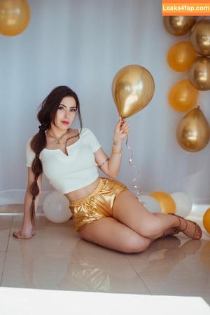 Danielle Vedovelli фото #0005