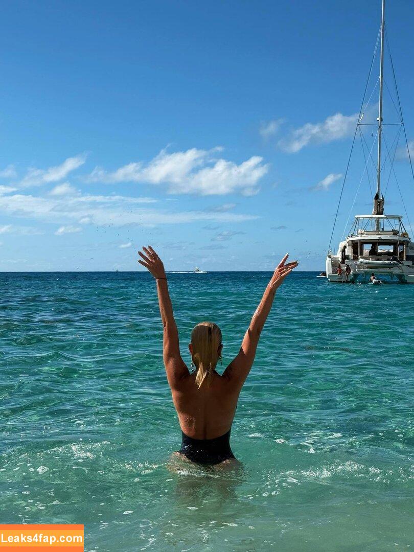 Danielle Winits / lawinits leaked photo photo #0073