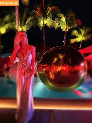 Danielle Winits photo #0078