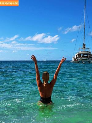 Danielle Winits photo #0085