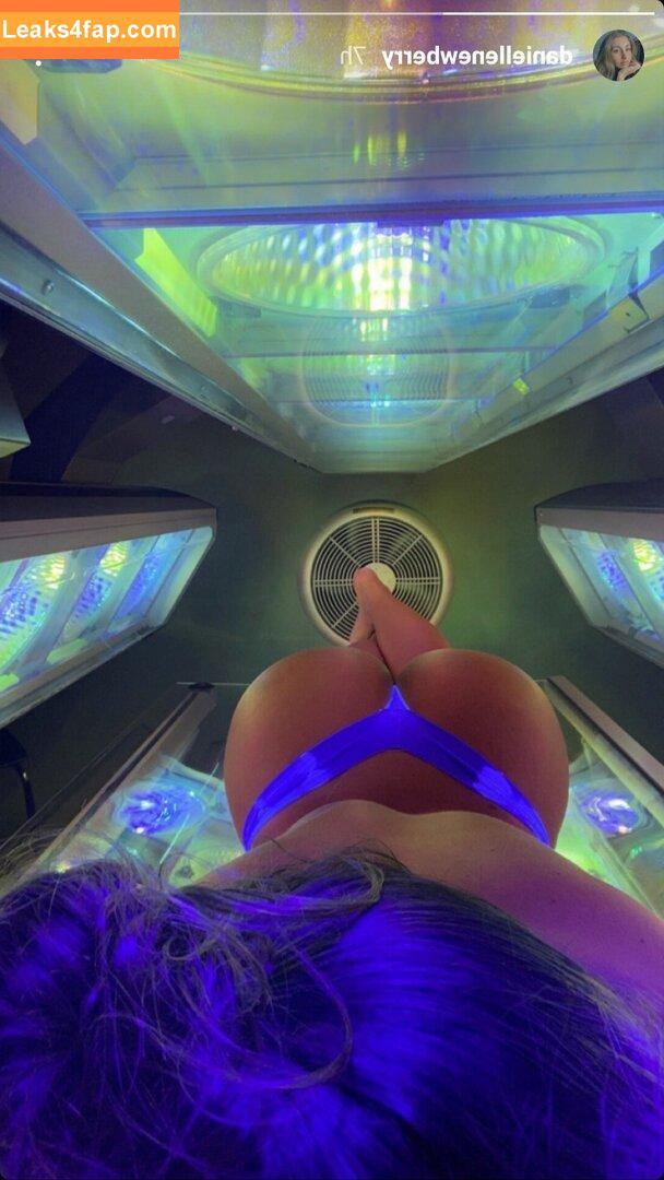Danielleberry / daniellenewberry / dnewberryy leaked photo photo #0070
