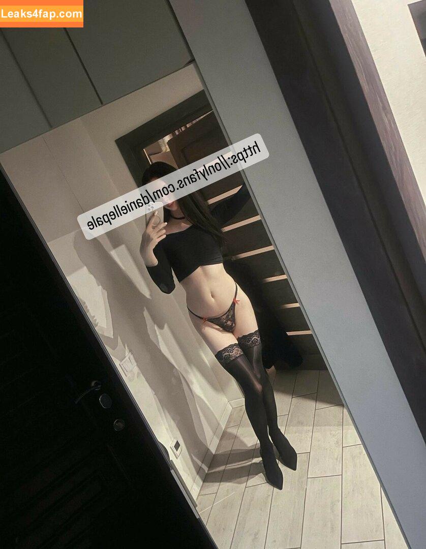 Danielpale / daniellepale / 𝐃𝐚𝐧𝐢𝐞𝐥𝐥𝐞 leaked photo photo #0001