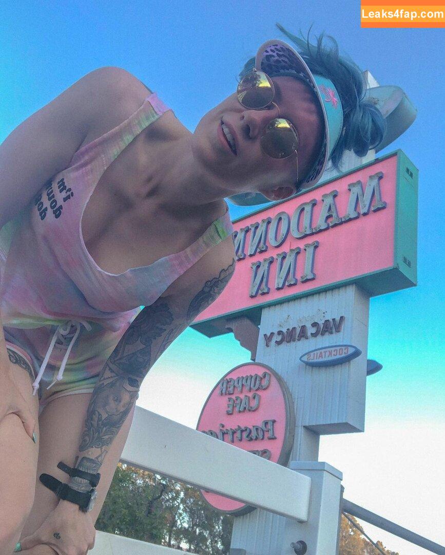 DanikaXIX / CBG19 / Comic Book Girl 19 leaked photo photo #0093