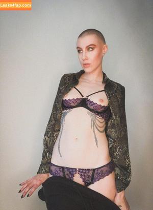 DanikaXIX photo #0025