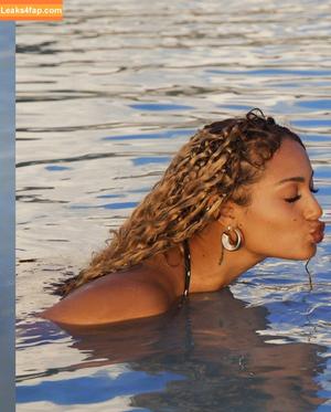 DaniLeigh фото #0005