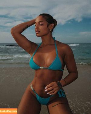 DaniLeigh фото #0022