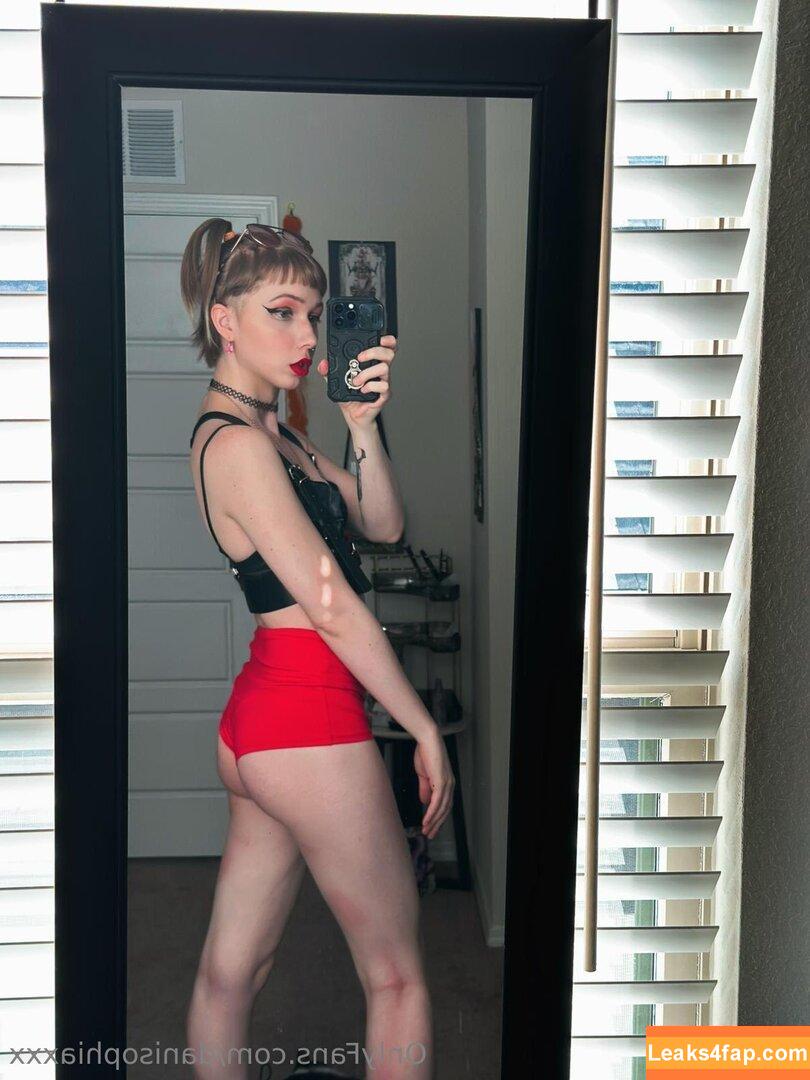danisophiaxxx / danisophia.official leaked photo photo #0038