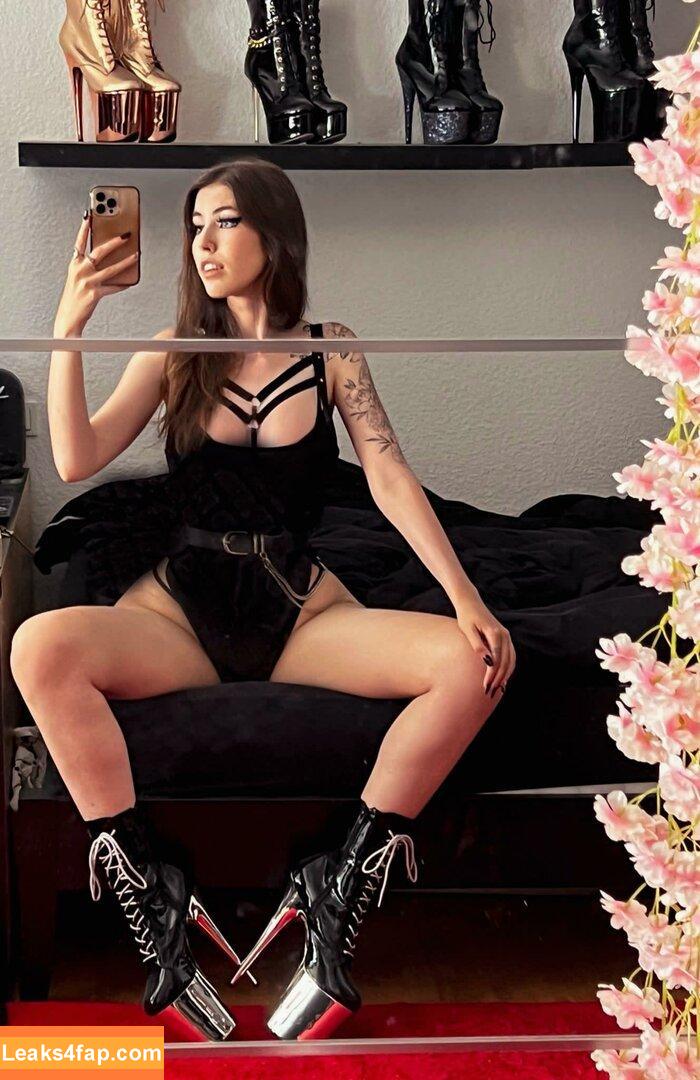 danja.cos / Danja_cos / danja_irl leaked photo photo #0002